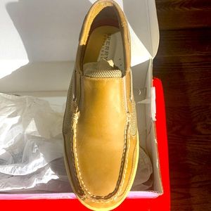 SPERRY Top Sider NEW 10D